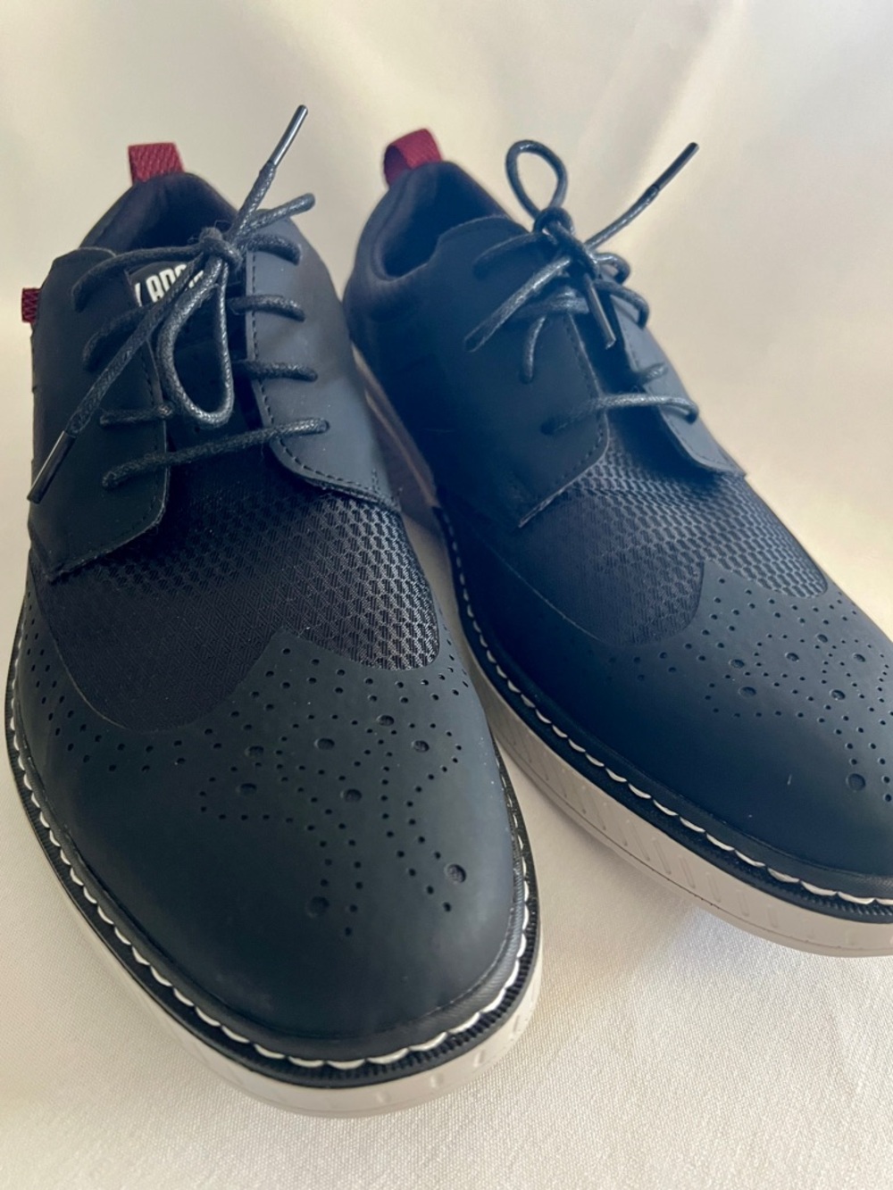 Stacy Adams NWOT Men's Black Wingtip Derby Sneaker